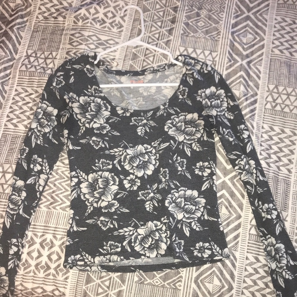 Long sleeve shirt